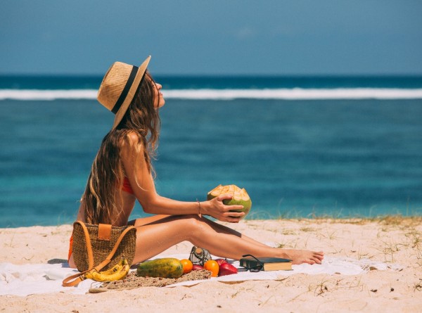 Imagem do post Verão e Cirurgia Plástica: Tudo que Você Precisa Saber