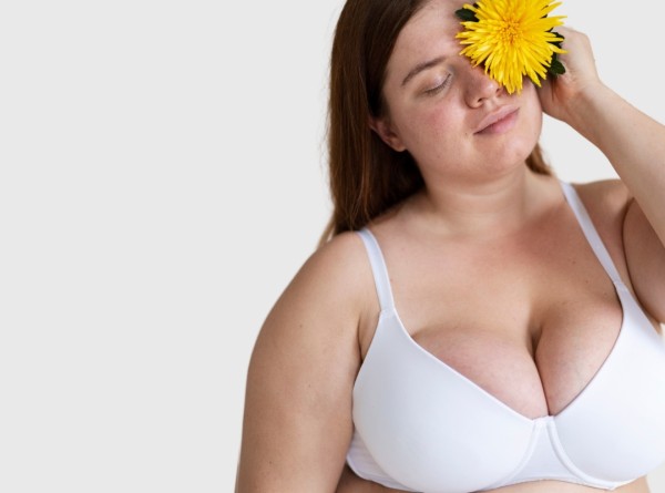 Imagem do post Mamas Grandes Demais? Descubra Como a Mamoplastia Redutora Pode Transformar Sua Vida